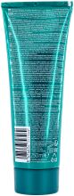 Resistance Champ&uacute; Bain Th&eacute;rapiste